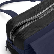 DESTINATION DOG CARRIER TOTE TRAVEL BAG - NAVY. – Pet Carriers by JUST FRED.