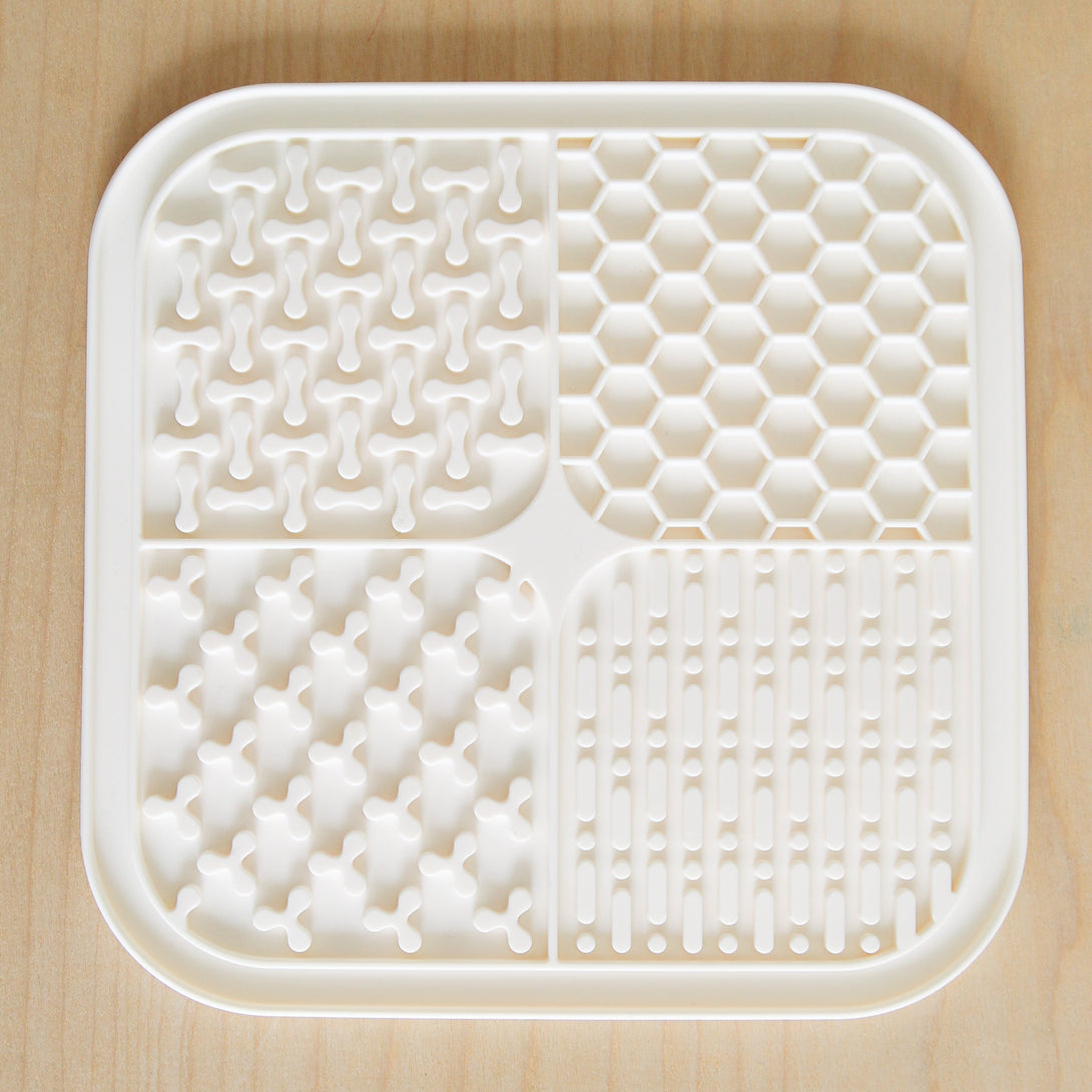 Dog Lick Mat – Lick & Snuffle Mats by FURLOU