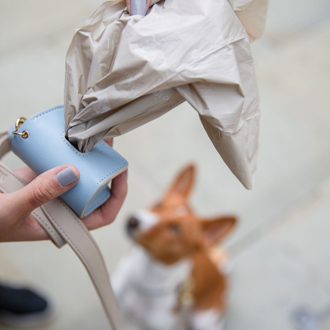 Dog Waste Bags - Biodegradable and Compostable – Dog Poop Bags & Dispensers by Nina Woof