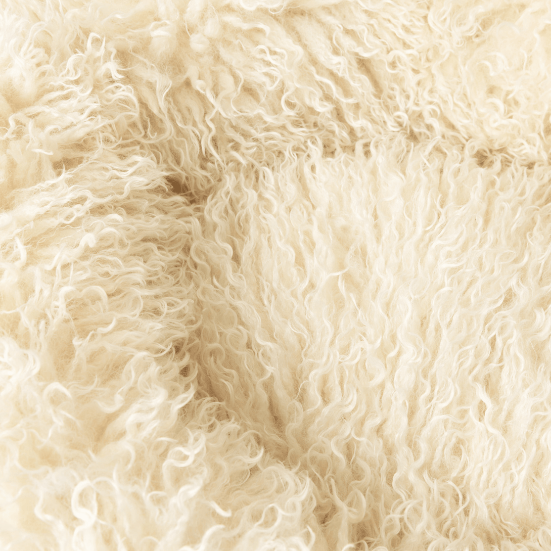 PupPouf Luxe Faux Fur Donut Dog Bed - Plush Sheep Ivory – Dog Beds by Paw.com